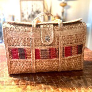 Vintage Woven Straw Overnight or Beach Bag With Red & Black Accents And Metal Cl